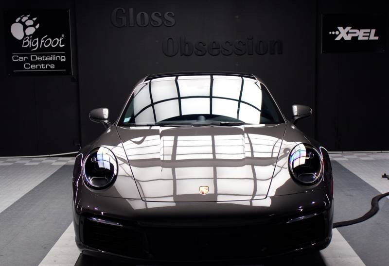 Porsche 992 pose de film de protection Xpel transparent
